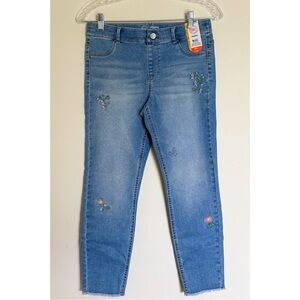 Wonder Nation Girl’s Plus Light Blue Skinny Jeans with Floral Embroidery